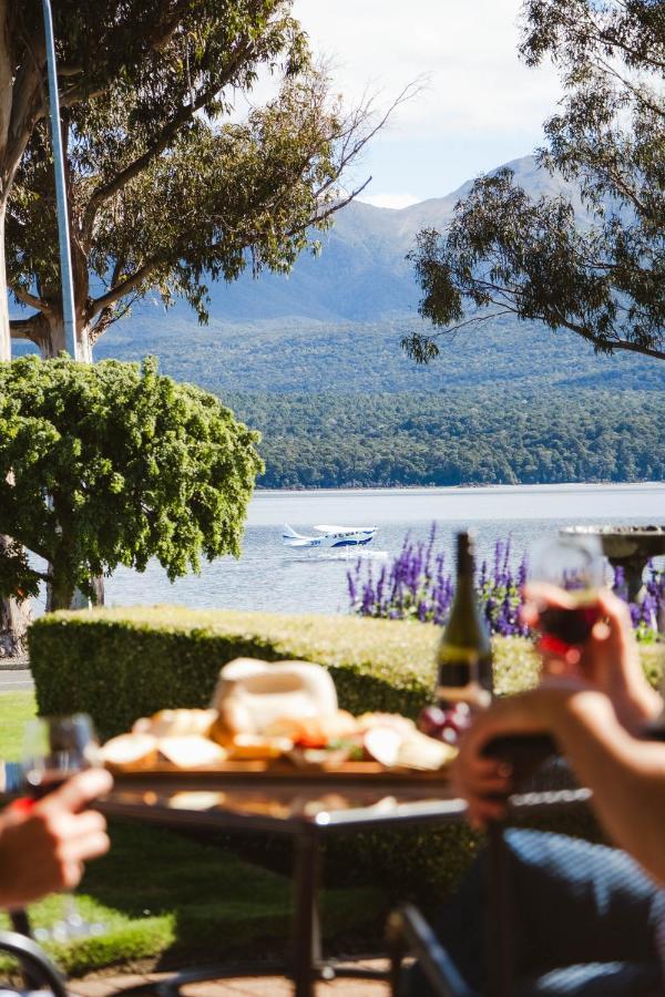 Radfords On The Lake Te Anau Buitenkant foto
