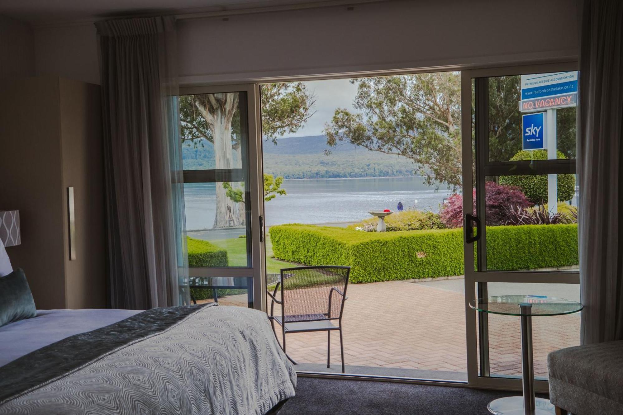 Radfords On The Lake Te Anau Buitenkant foto